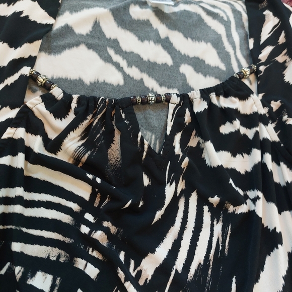 Cache animal print set, top and bottom, size Medium! - Picture 5 of 8